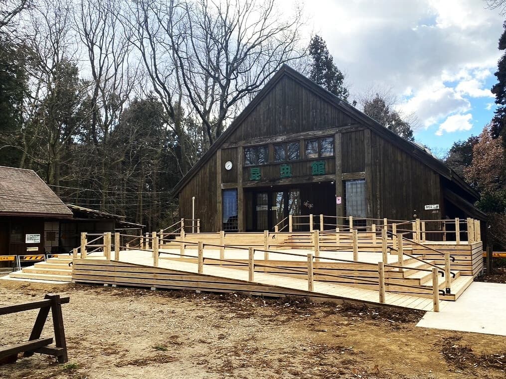 豊里ゆかりの森ウッドデッキ